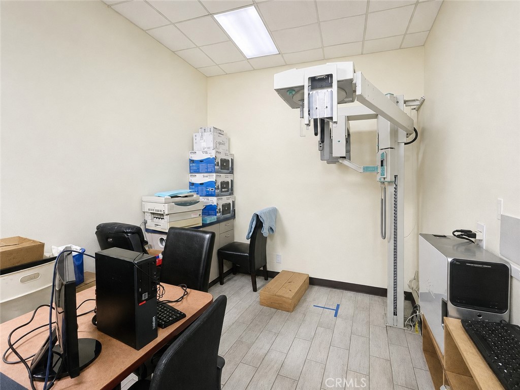 125 S Harbor Blvd 125, La Habra CA 90631 - photo 5