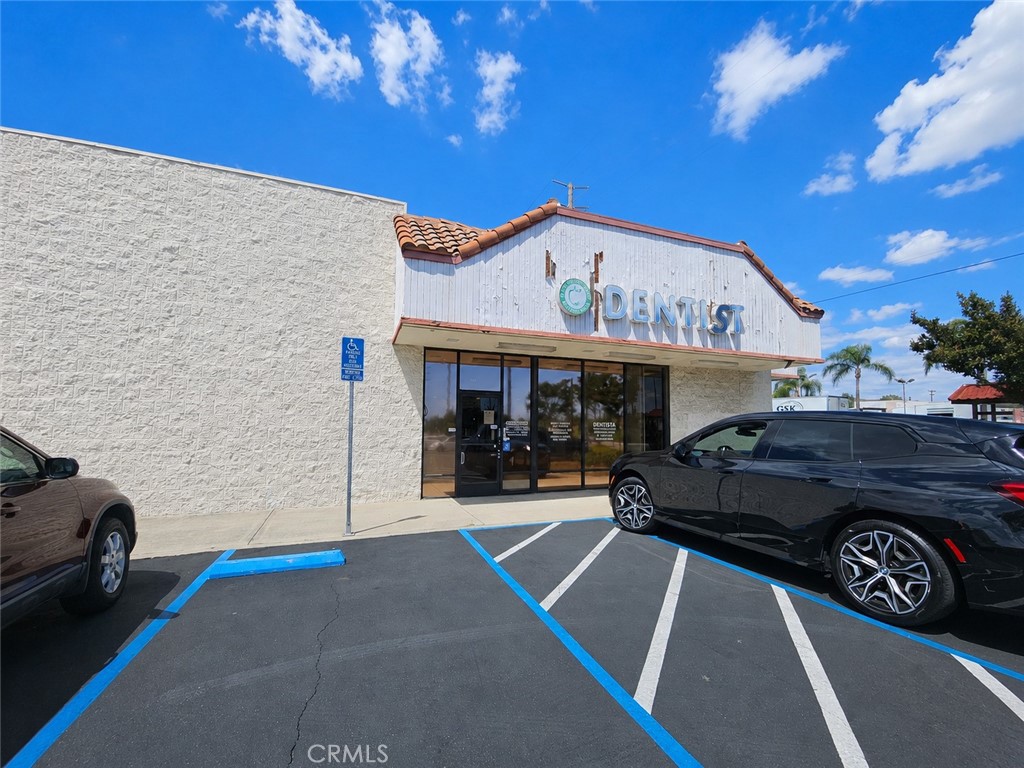 visible on the street - 125 S Harbor Blvd 125, La Habra CA 90631 - photo 6