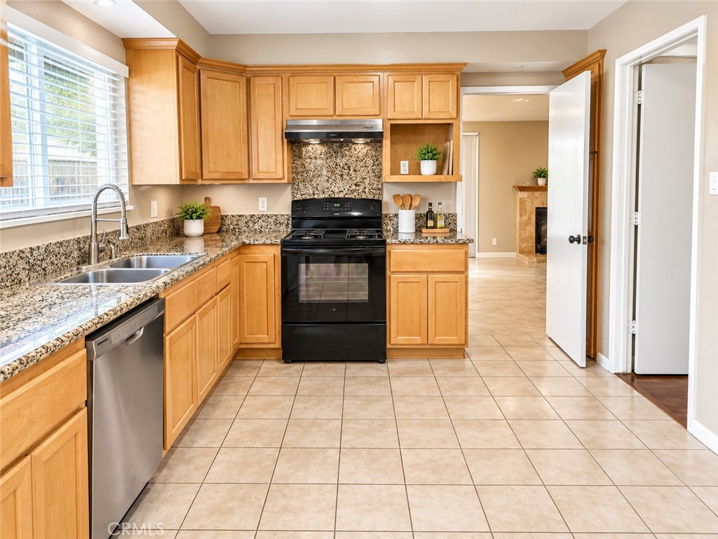 1260 Kenwood Street, La Habra CA 90631 - photo 3