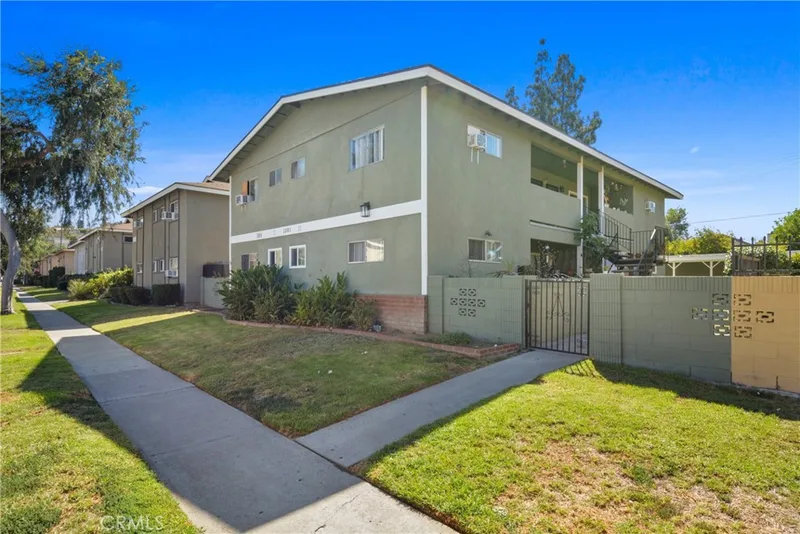 1301 Burwood, La Habra, CA 90631
