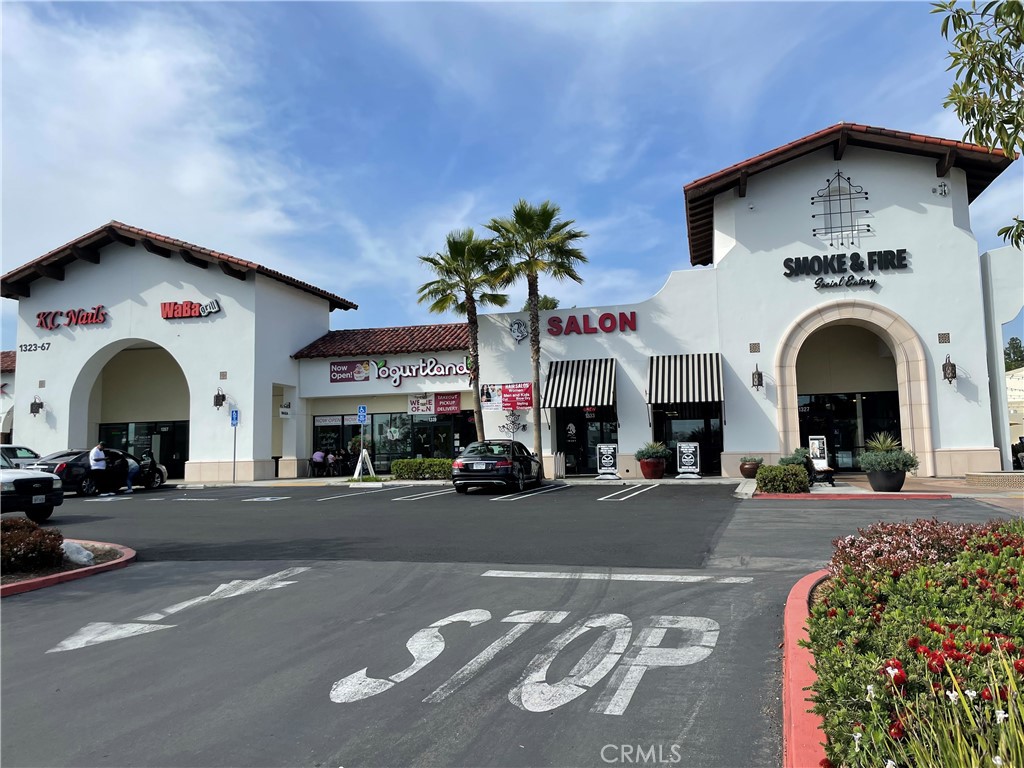 1305 W Whittier Boulevard A-4, La Habra CA 90631 - photo 5