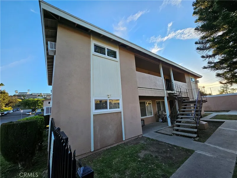 1381 Burwood Street 3, La Habra, CA 90631