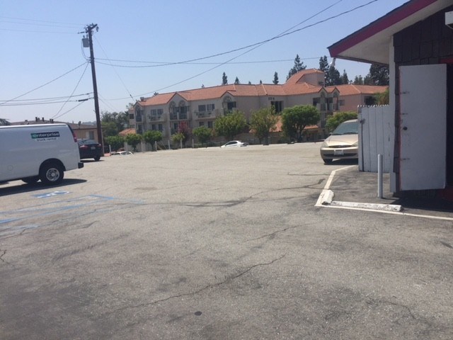 150 W Whittier Boulevard, La Habra CA 90631 - photo 5
