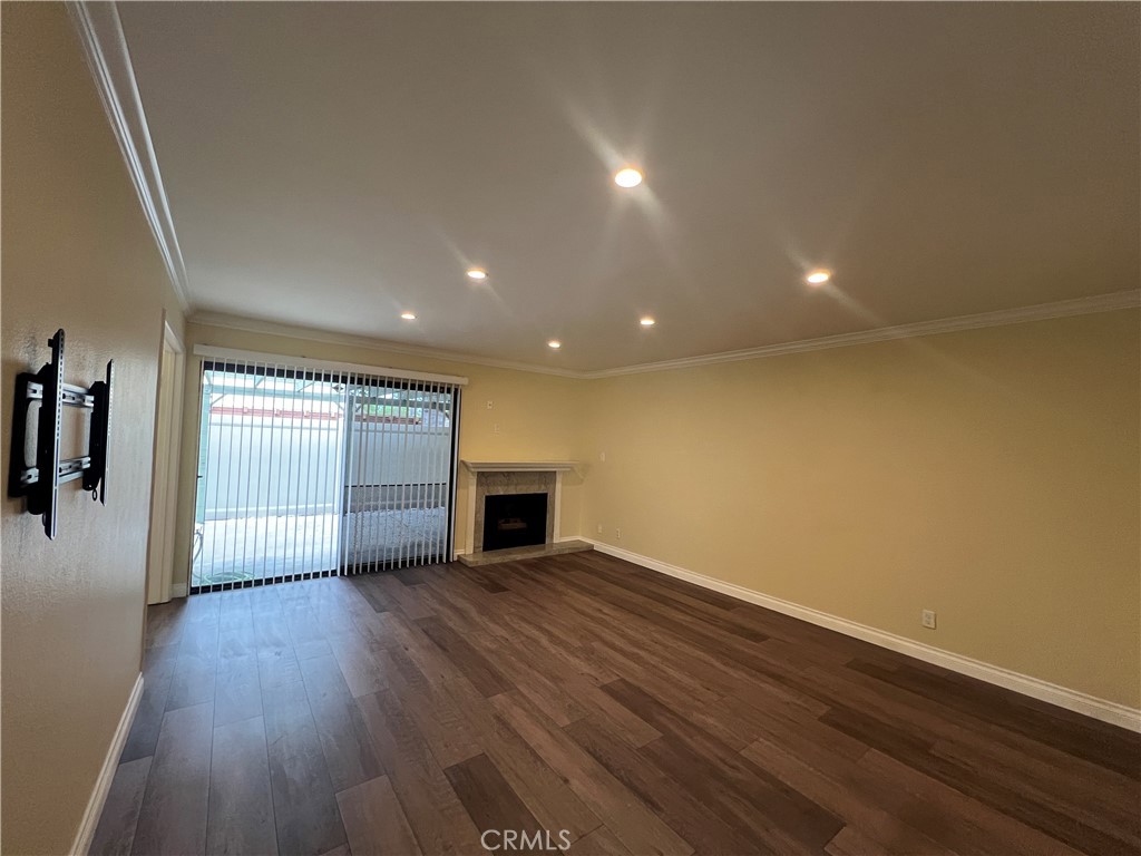 Living room - 1550 Pine Drive, La Habra CA 90631 - photo 4