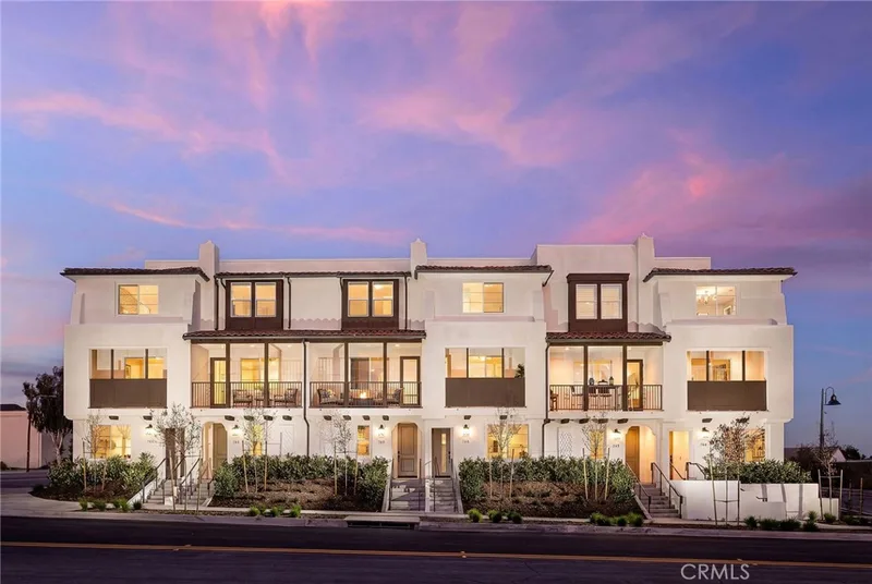 160 E Whittier Boulevard, La Habra