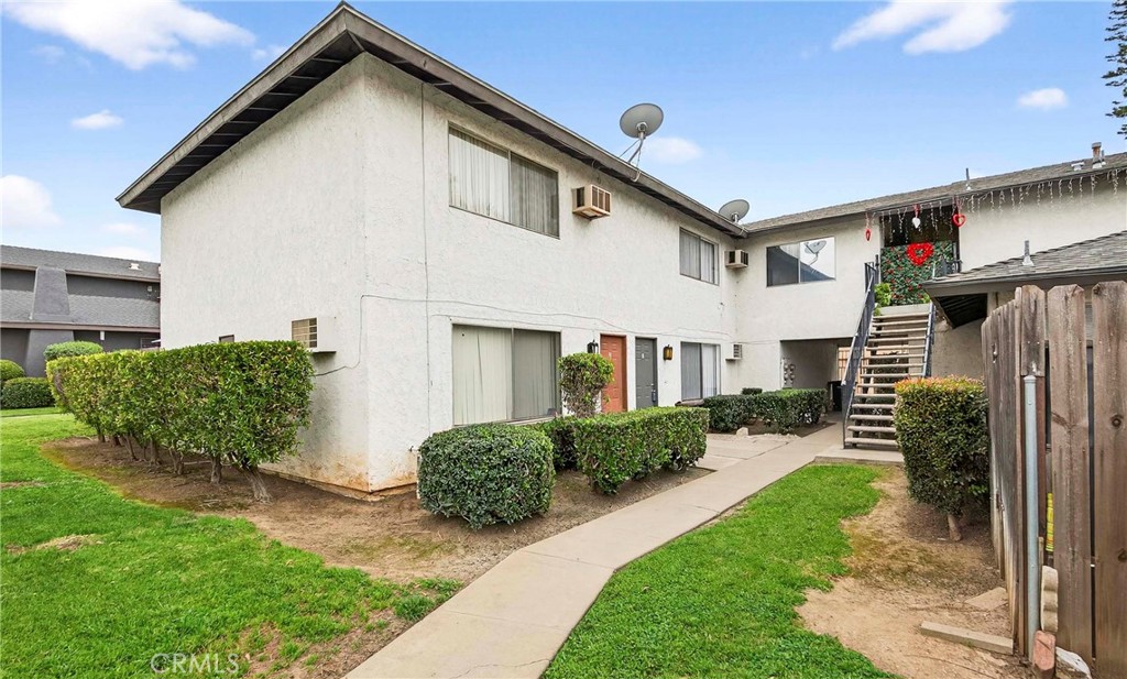 160 Greentree Lane, La Habra CA 90631 - photo 1