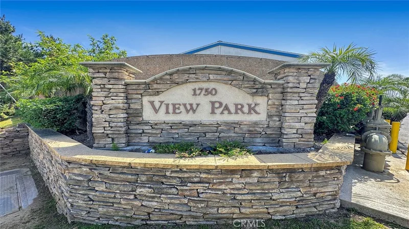 1750 W Lambert Road 39, La Habra, CA 90631