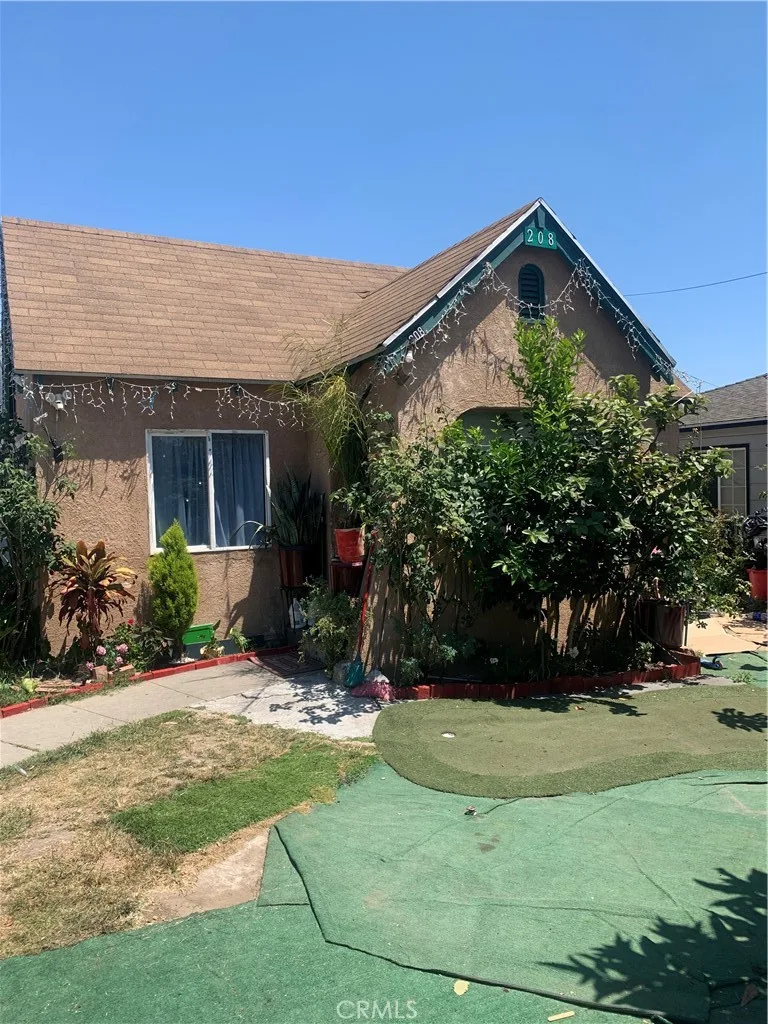 208 S Hillcrest, La Habra