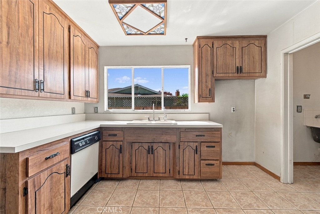 Kitchen - 211 Lime Street, La Habra CA 90631 - photo 12