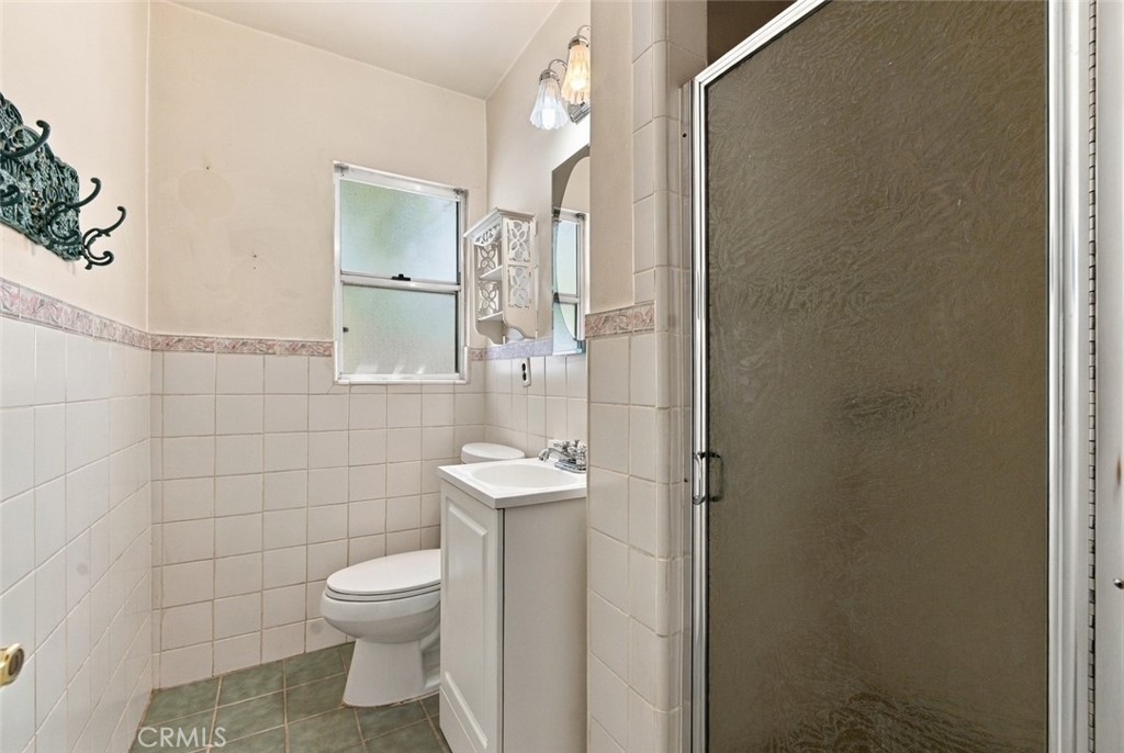 Hallway Bathroom - 211 Lime Street, La Habra CA 90631 - photo 16