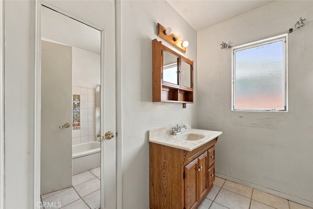 Bathroom 2 - 211 Lime Street, La Habra CA 90631 - photo 20