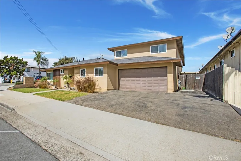 2131 W Lambert Road, La Habra, CA 90631