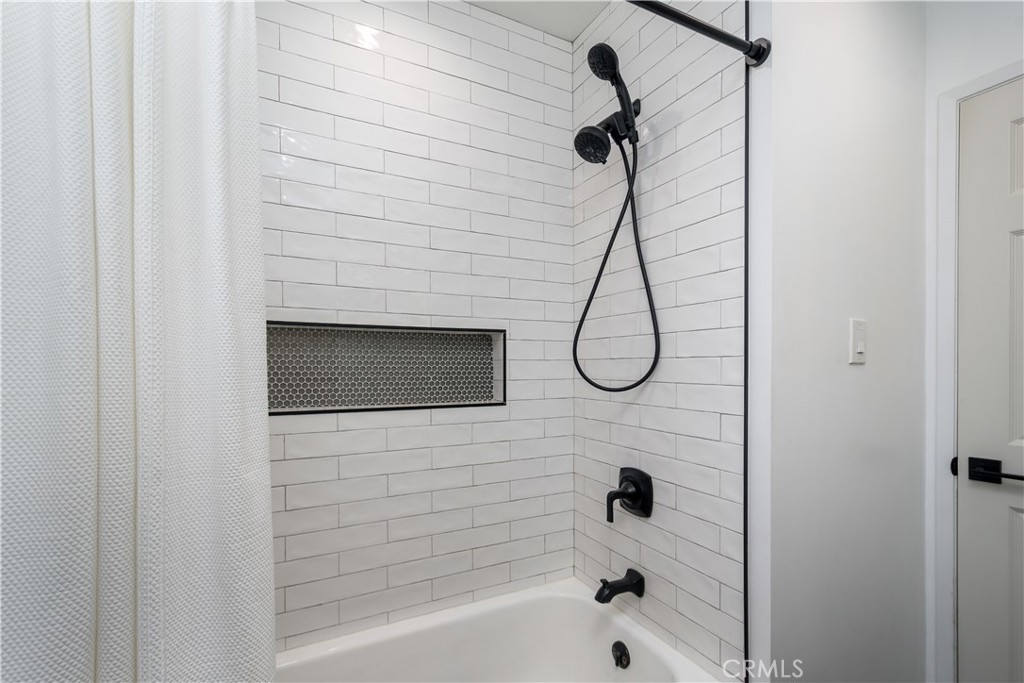 Guest Bathroom Tub & Shower - 220 Stanford Street, La Habra CA 90631 - photo 18