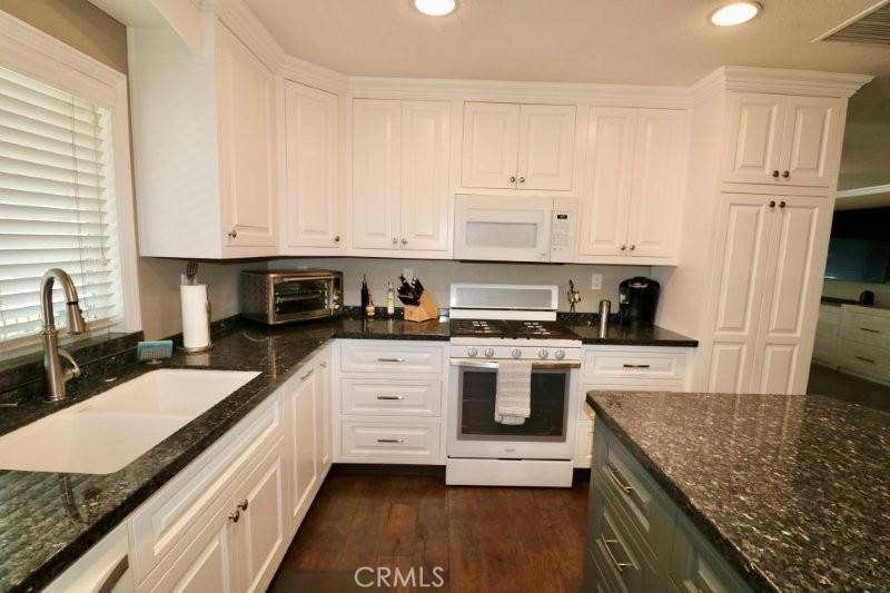 2201 Lake Side Drive 99, La Habra CA 90631 - photo 34