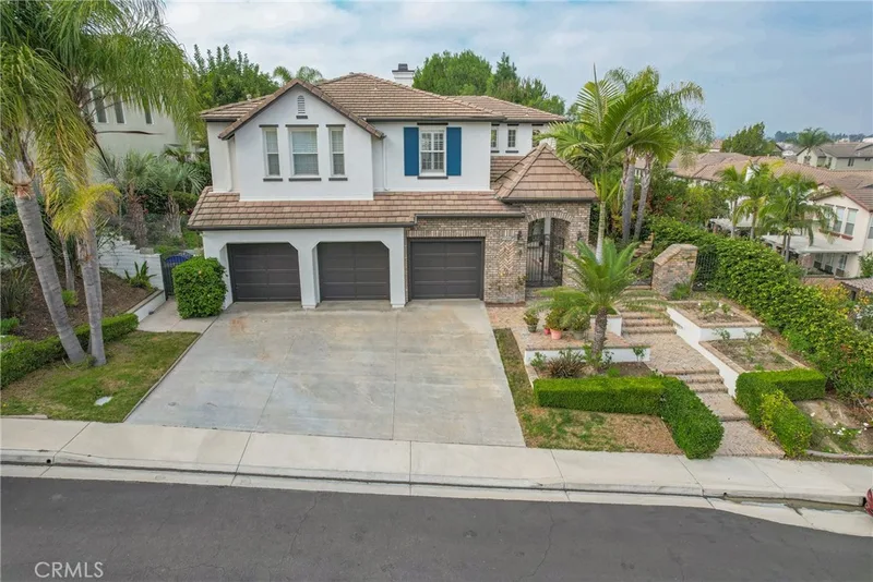 2201 W Snead Street, La Habra, CA 90631