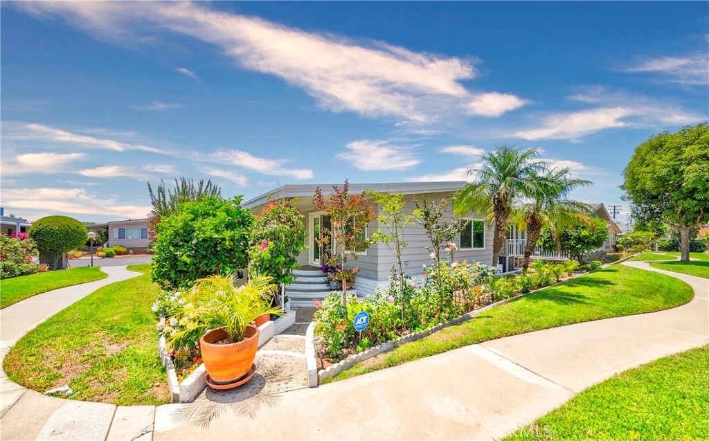 2251 Lake Glen, La Habra CA 90631 - photo 3