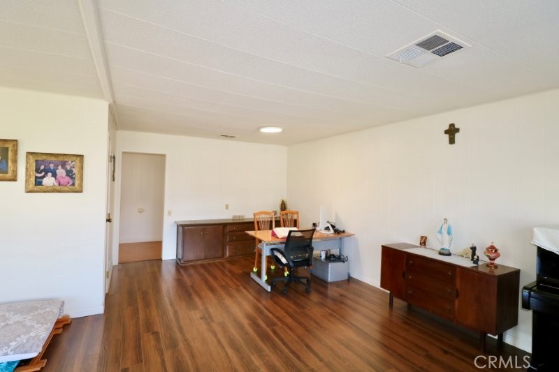 2261 Lake crest Lane 83, La Habra CA 90631 - photo 26