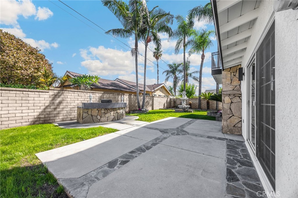 2300 E Whittier, La Habra CA 90631 - photo 3
