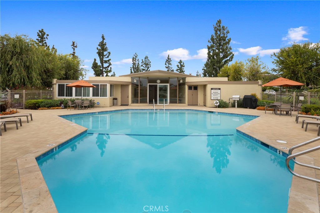 Community Pool - 2310 lake glen 52, La Habra CA 90631 - photo 18