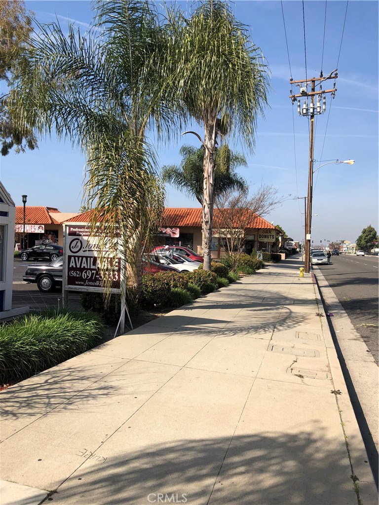 2424 W Whittier Boulevard, La Habra CA 90631 - photo 2