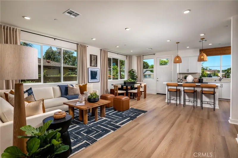 244 W Citrus Row, La Habra, CA 90631