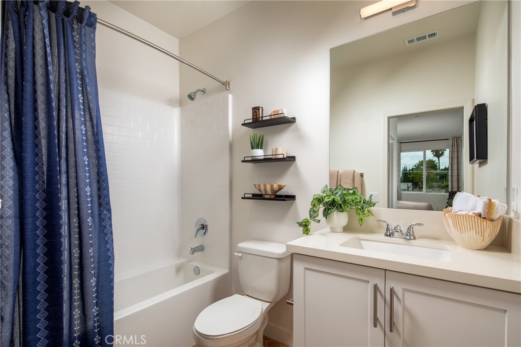 model home - 244 W Citrus Row, La Habra CA 90631 - photo 17