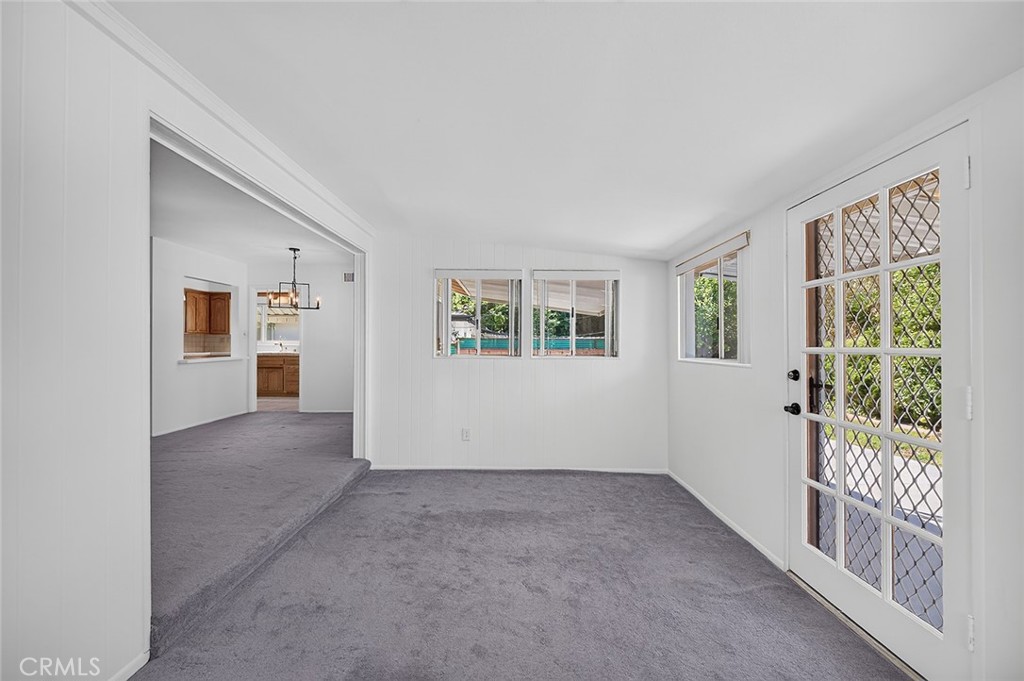 Family room - 2471 Oakland Drive, La Habra CA 90631 - photo 15