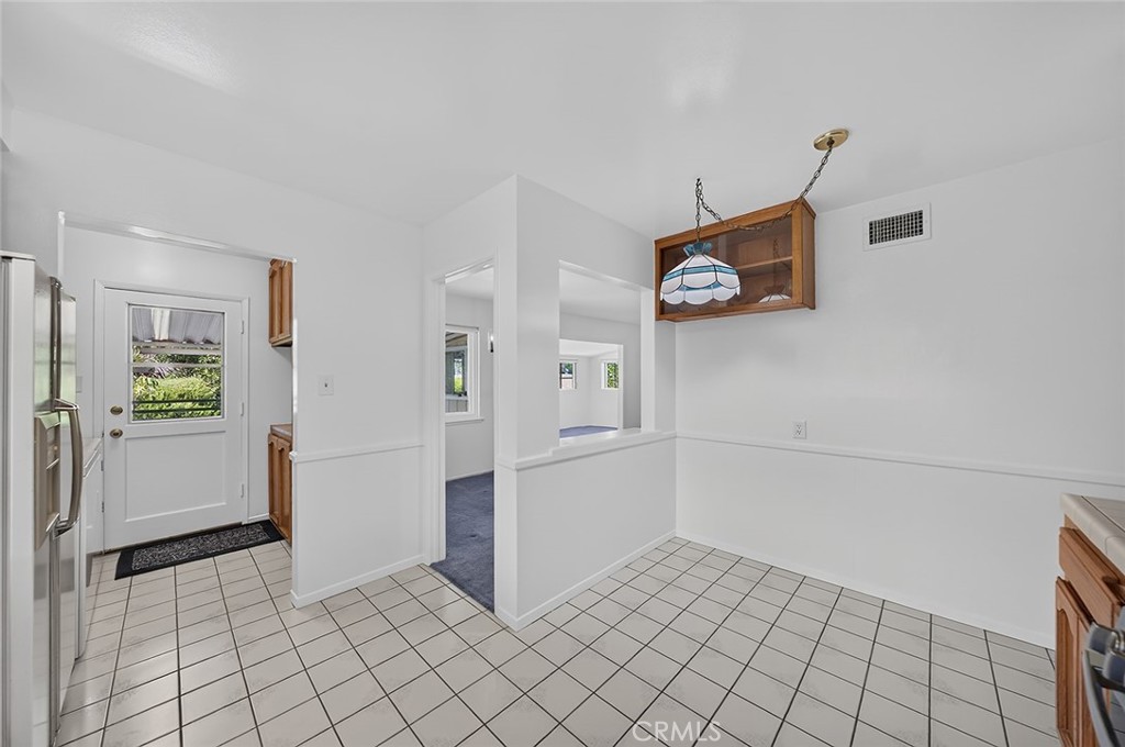 Kitchen eating area - 2471 Oakland Drive, La Habra CA 90631 - photo 17