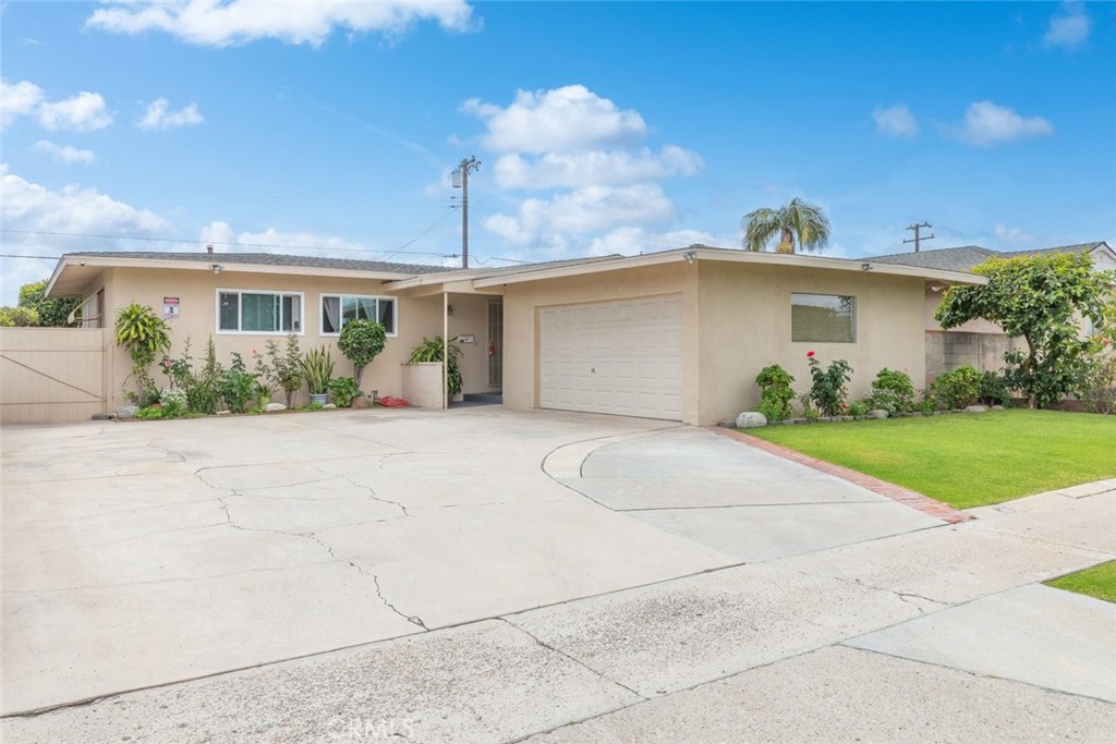 300 Buena Vista Avenue, La Habra CA 90631 - photo 1