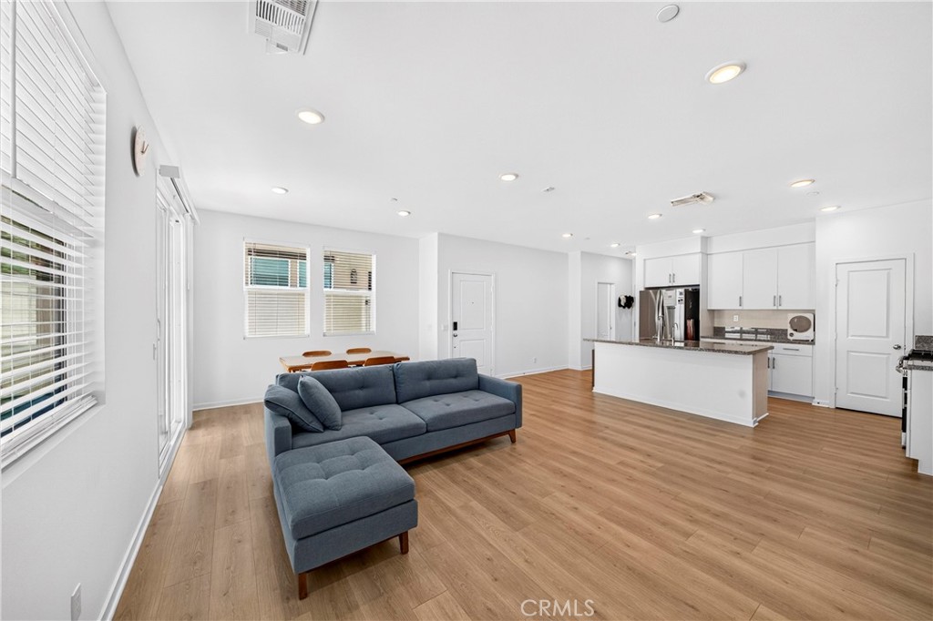 306 Vista Drive 103, La Habra CA 90631 - photo 13