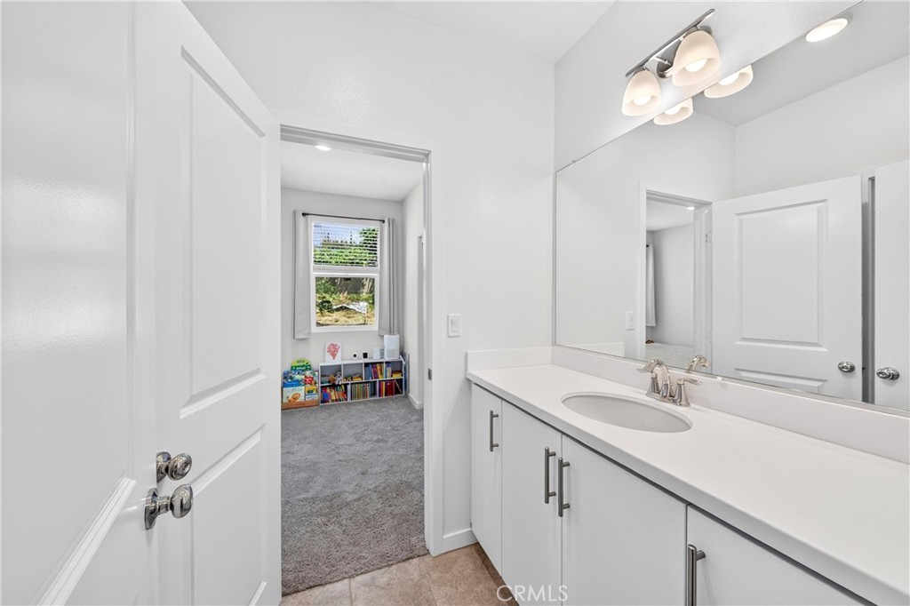 306 Vista Drive 103, La Habra CA 90631 - photo 19