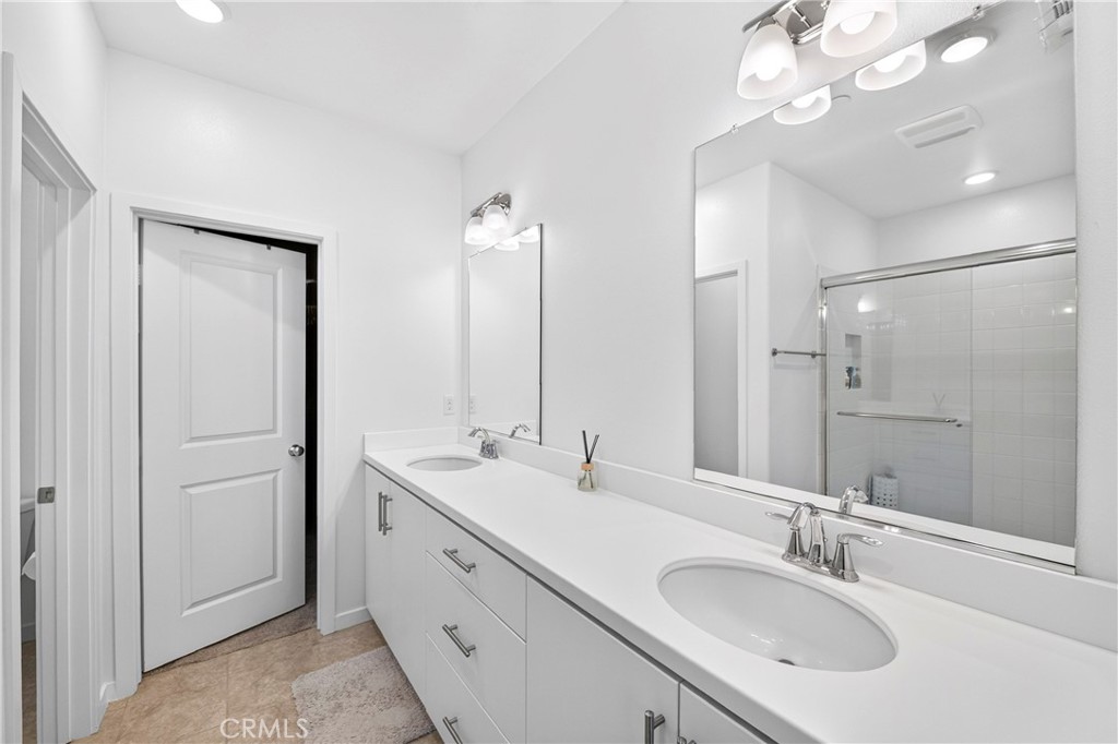 306 Vista Drive 103, La Habra CA 90631 - photo 28