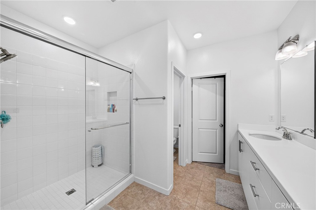 306 Vista Drive 103, La Habra CA 90631 - photo 29