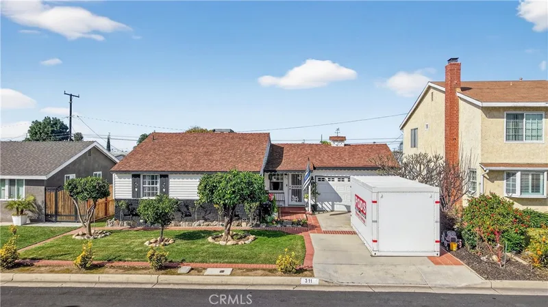 311 S Colfax, La Habra, CA 90631