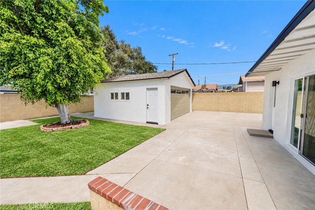 325 N Sunset Street, La Habra CA 90631 - photo 22
