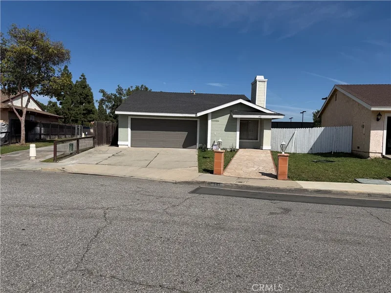 341 Acacia, La Habra, CA 90631