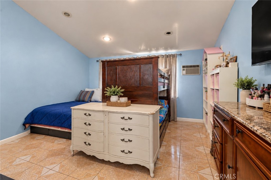 350 E Greenwood, La Habra CA 90631 - photo 23