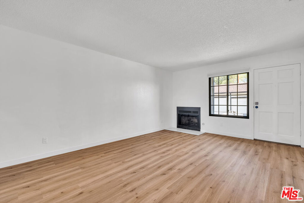 351 S Monte Vista Street 7, La Habra CA 90631 - photo 2