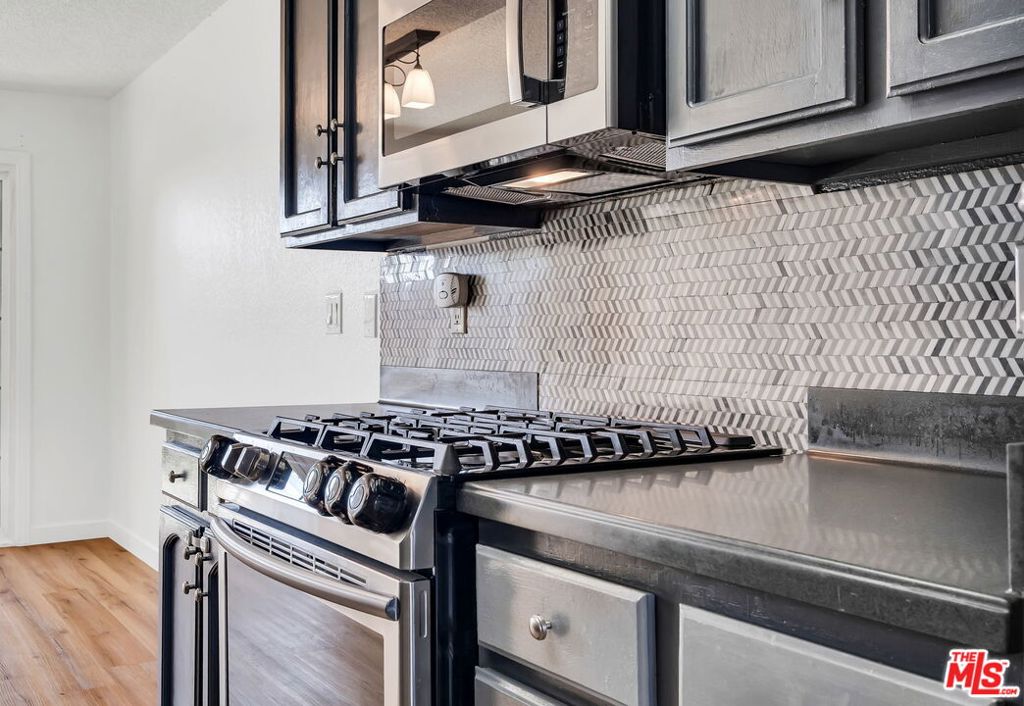 351 S Monte Vista Street 7, La Habra CA 90631 - photo 8
