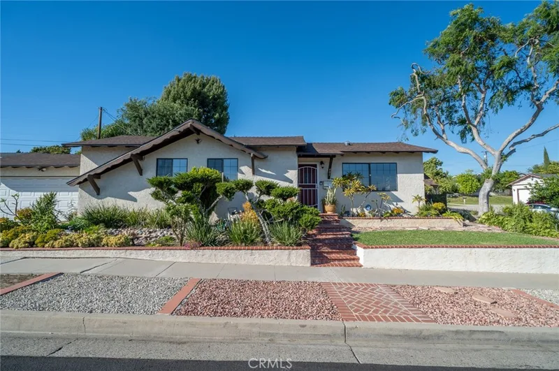 401 Keene Drive, La Habra, CA 90631