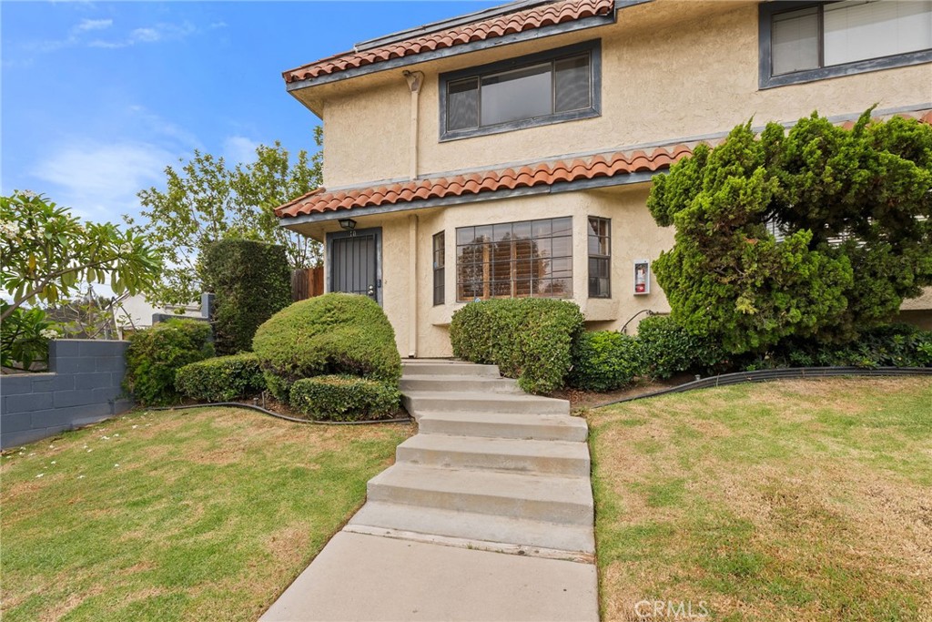 405 W Mountain View APT 10, La Habra CA 90631 - photo 1