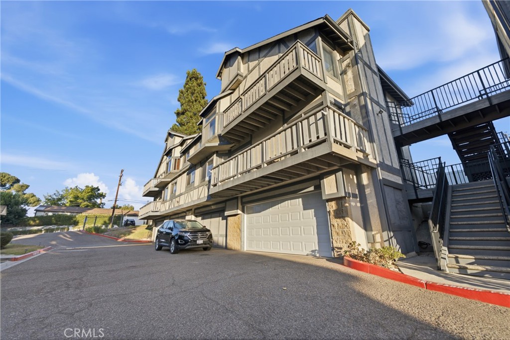 527 S Walnut 3, La Habra CA 90631 - photo 1