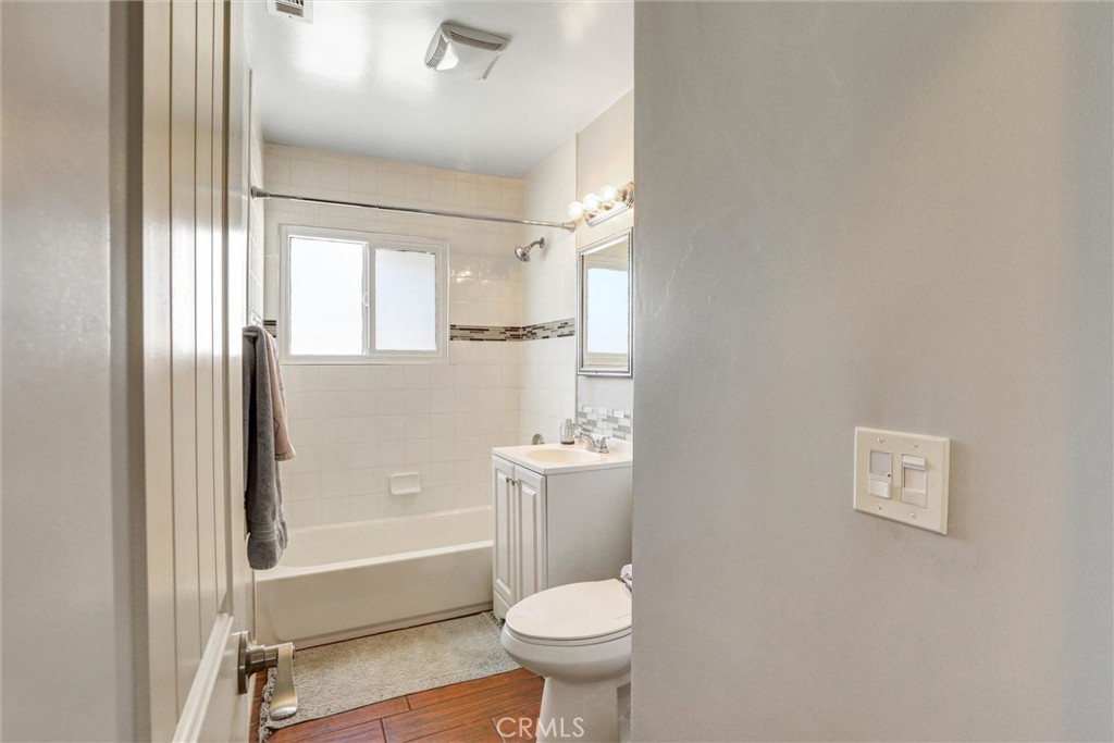Guest bathroom - 550 Kern, La Habra CA 90631 - photo 13
