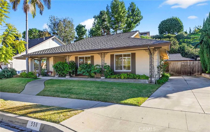 550 W. wedgewood, La Habra, CA 90631