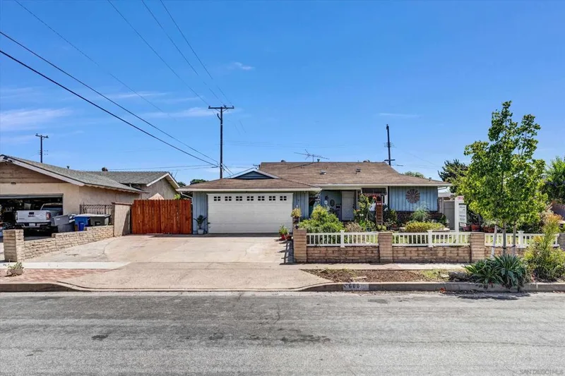 600 N Fonda, La Habra, CA 90631