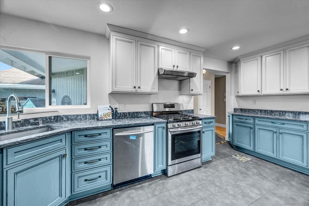 600 N Fonda, La Habra CA 90631 - photo 9