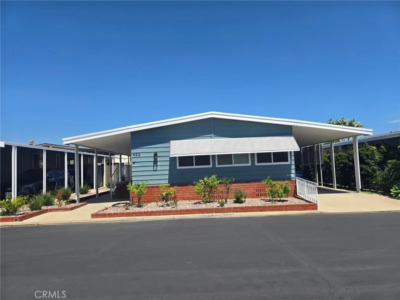 620 Lake Ridge Way 45, La Habra