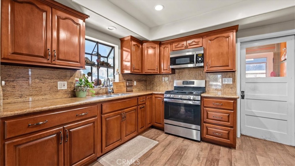 Kitchen Main Home - 622 E Stearns, La Habra CA 90631 - photo 4