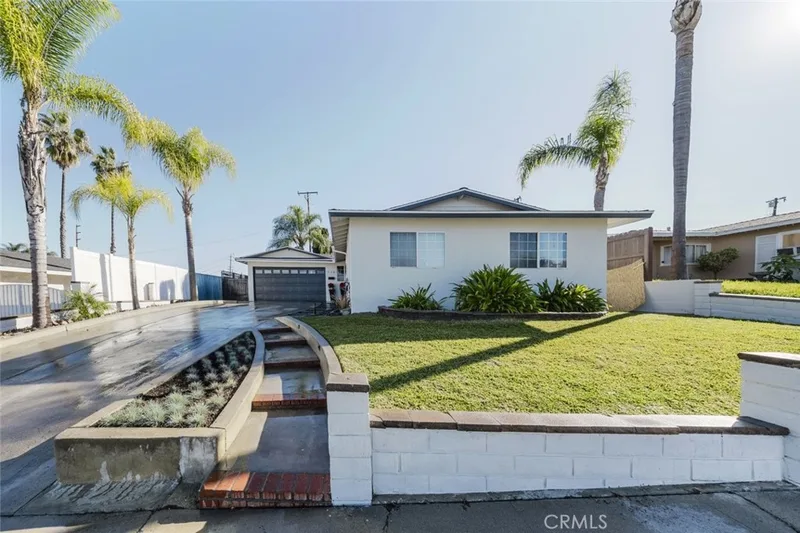 710 S Rosecrest Avenue, La Habra, CA 90631