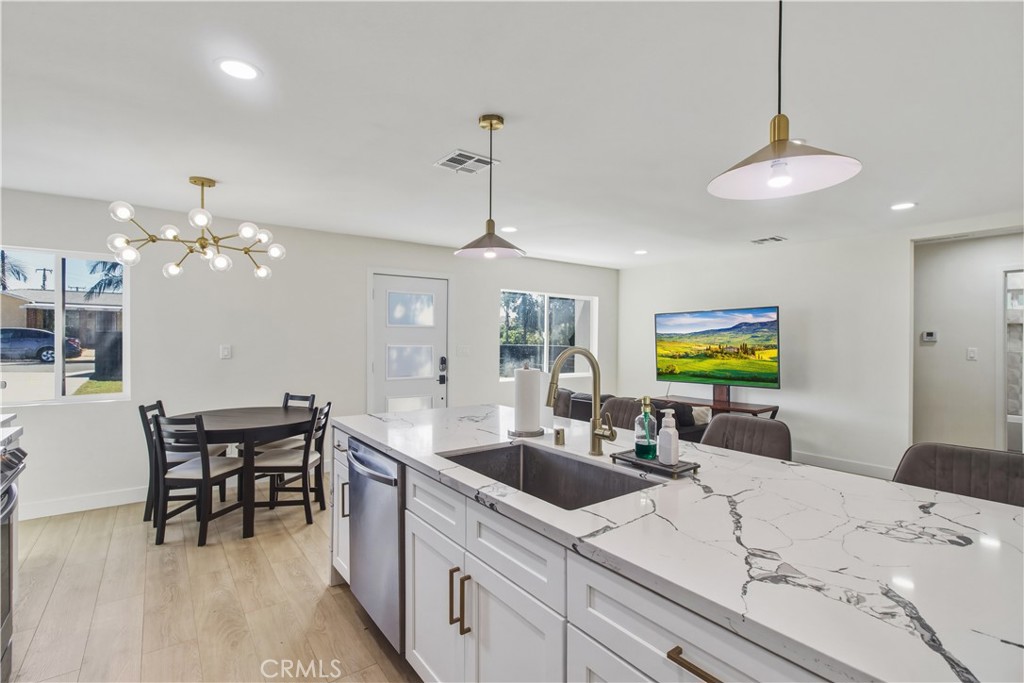 905 E Francis, La Habra CA 90631 - photo 5